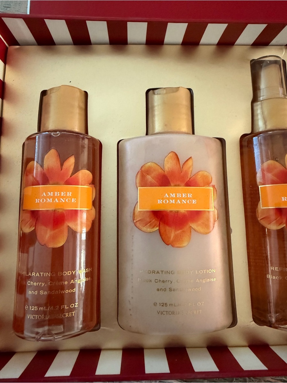 Victoria's Secret Amber Romance Bath & Body Set Rare Discontinued Scent Lotion - Picture 3 of 5